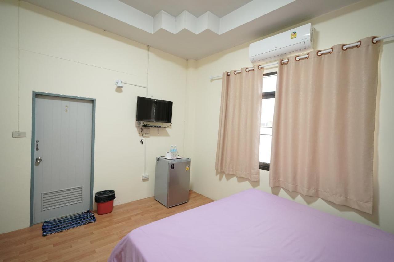 Baan Sabuy Jung מלון 2*