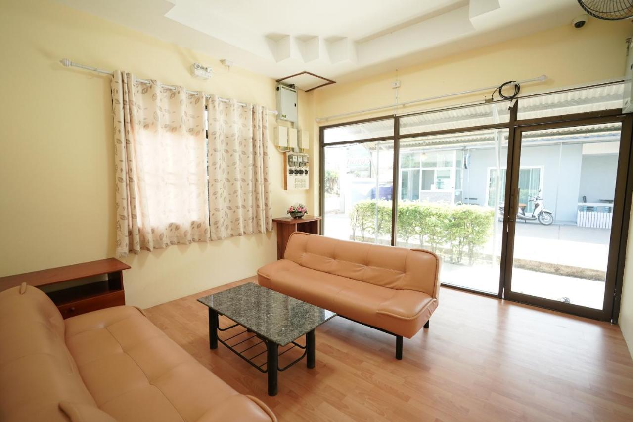 Baan Sabuy Jung מלון 2*